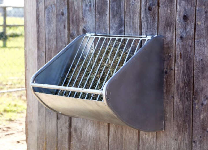 KERBL Heuraufe mit Futterspargitter